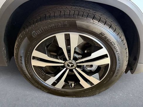 Certified 2026 Mercedes-Benz GLA 250 4MATIC image 8