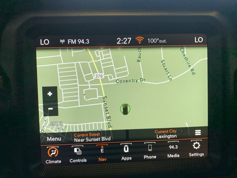 Used 2023 Jeep Wrangler Unlimited Sahara AWD/4WD image 22