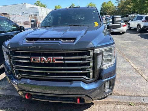 Used 2021 GMC Sierra 2500 AT4 w/ AT4 Premium Plus Package AWD/4WD image 2