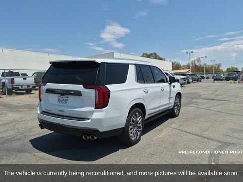 Used 2023 GMC Yukon Denali Ultimate AWD/4WD image 6