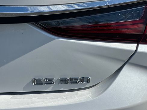 Used 2020 Lexus ES 350 w/ Premium Package image 38