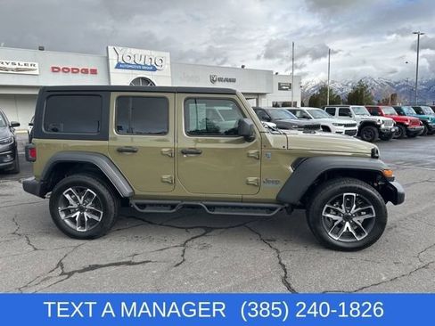 Used 2025 Jeep Wrangler Sport S w/ Convenience Group image 4