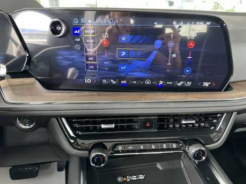 New 2026 Chevrolet Tahoe High Country AWD/4WD image 39