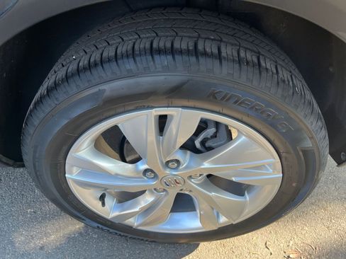 Used 2025 Buick Encore GX Preferred image 28