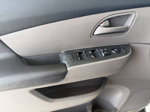 Used 2011 Honda Odyssey EX-L image 21