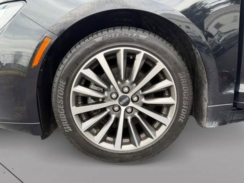 Used 2019 Lincoln MKZ Reserve FWD image 38