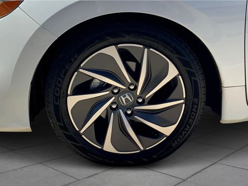 Used 2019 Honda Insight Touring image 10