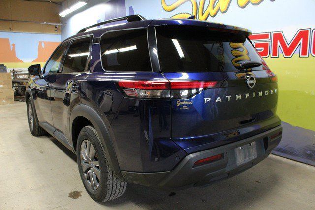 Used 2025 Nissan Pathfinder SV FWD image 6