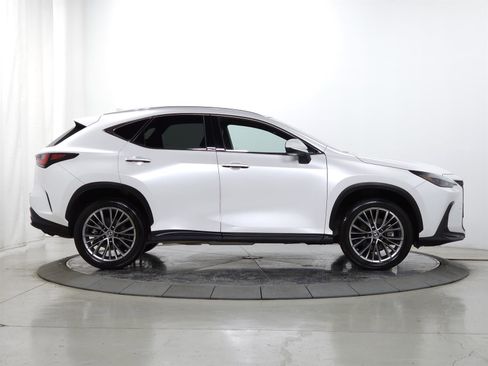 Certified 2022 Lexus NX 350h Luxury image 12