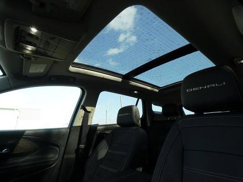 Used 2024 GMC Terrain Denali w/ Black Diamond Edition AWD/4WD image 23