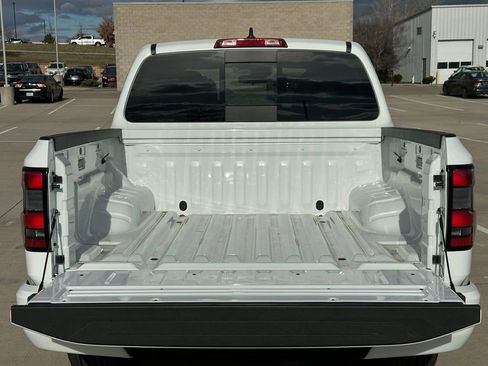 New 2025 Nissan Frontier SV image 23