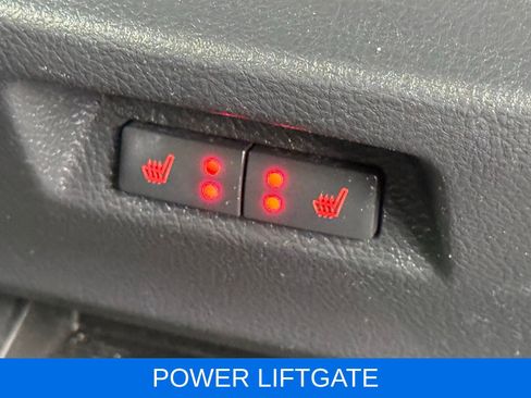 Used 2020 Ford Edge Titanium w/ Equipment Group 301A AWD/4WD image 21