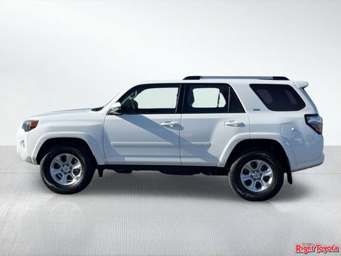 Certified 2023 Toyota 4Runner SR5 Premium w/ Moonroof Package RWD image 4