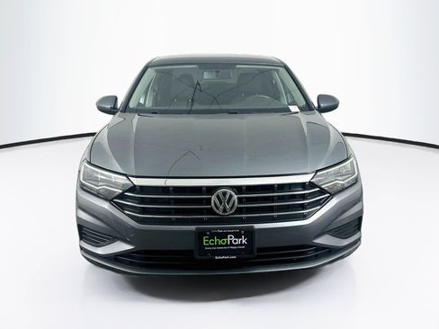 Used 2020 Volkswagen Jetta S w/ Driver Assistance Package FWD image 2