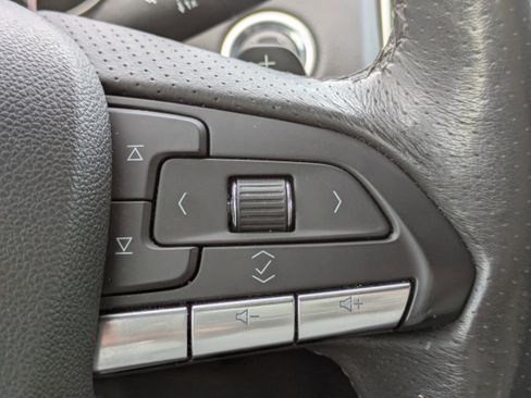 Used 2023 Cadillac XT4 Sport w/ Cold Weather Package image 17