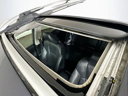 Used 2023 Subaru Outback Touring image 22