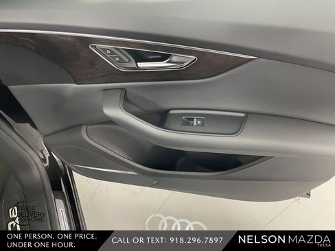 Used 2019 Audi Q8 Premium Plus w/ Premium Plus image 44