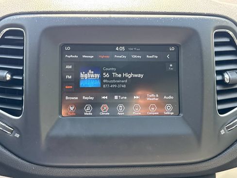 Used 2020 Jeep Compass Latitude w/ Popular Equipment Group FWD image 25