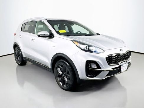 Used 2020 Kia Sportage S image 8