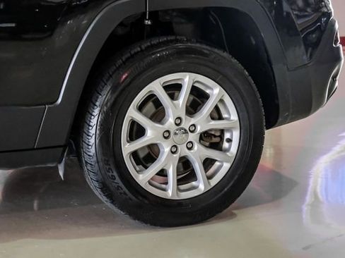 Used 2016 Jeep Cherokee Latitude image 51