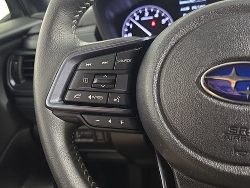 Used 2025 Subaru Forester Limited AWD/4WD image 15