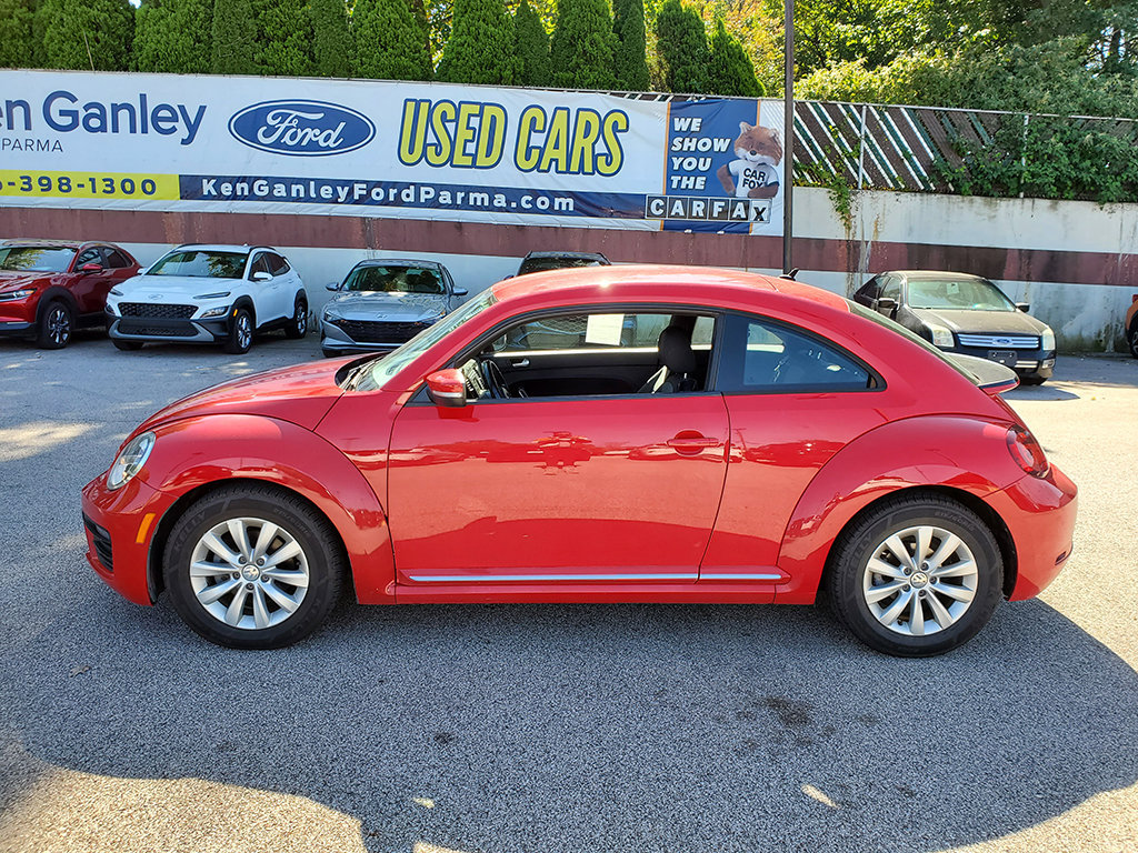 Used 2019 Volkswagen Beetle 2.0T S FWD image 3