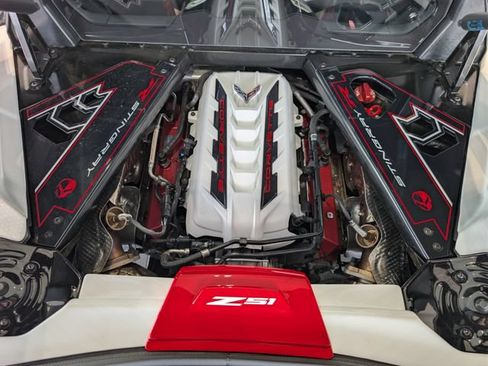 Used 2024 Chevrolet Corvette Stingray Coupe w/ Z51 Performance Package RWD image 21