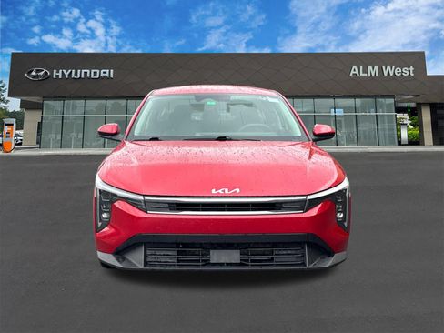 Used 2025 Kia K4 FWD image 2