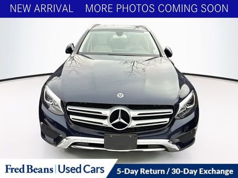 Used 2019 Mercedes-Benz GLC 300 4MATIC image 2