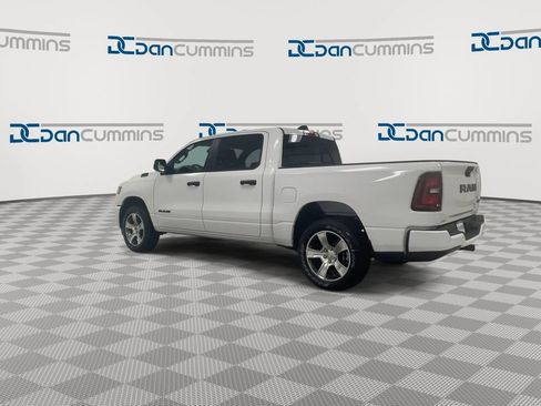 New 2026 RAM 1500 Express AWD/4WD image 6