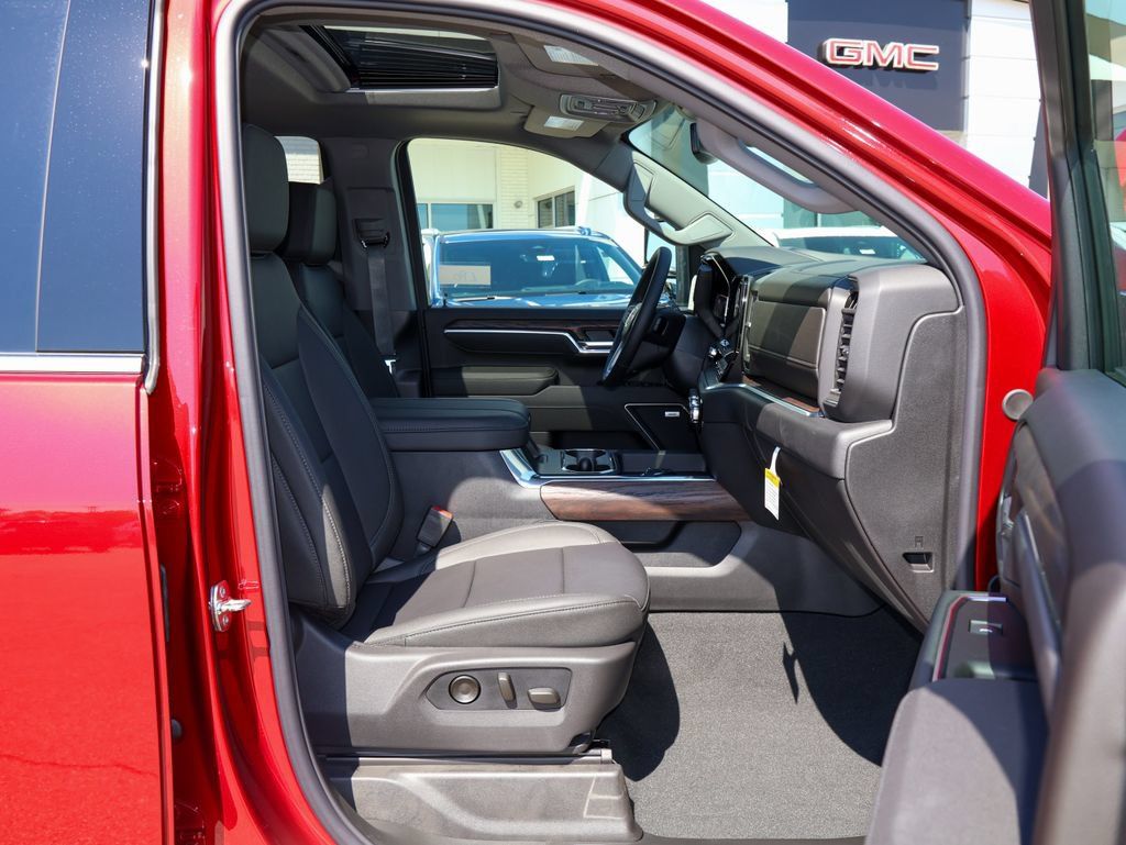 New 2026 GMC Sierra 2500 SLT w/ SLT Premium Package AWD/4WD image 30