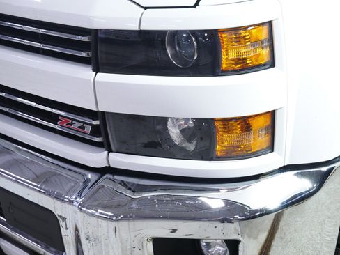 Used 2019 Chevrolet Silverado 2500 LTZ w/ Duramax Plus Package AWD/4WD image 16