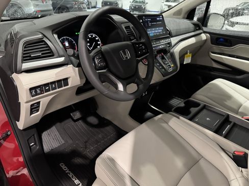 New 2026 Honda Odyssey EX-L image 9