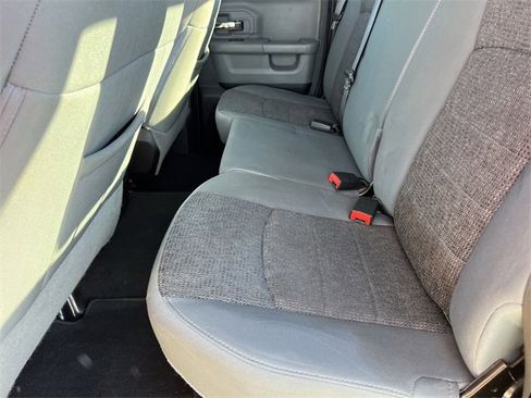 Used 2017 RAM 1500 Classic SLT image 21