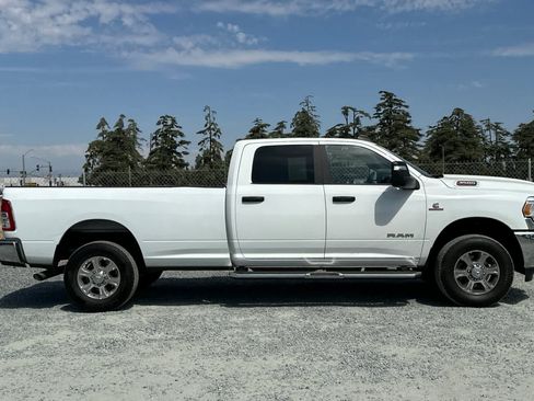 Used 2024 RAM 3500 Big Horn AWD/4WD image 9