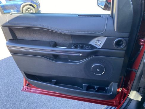 Used 2021 Ford Expedition Max Limited image 20