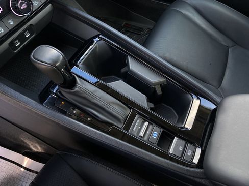 Used 2023 Honda Accord EX-L image 16