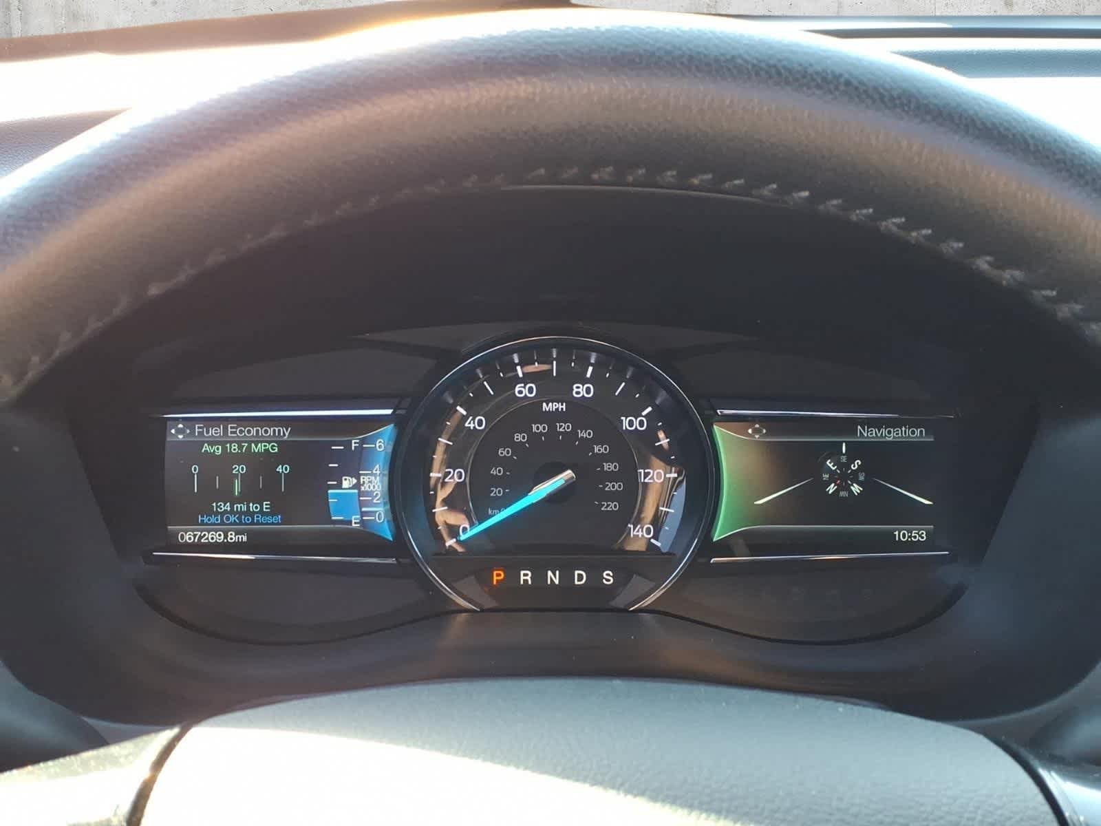 Used 2018 Ford Explorer XLT w/ Equipment Group 202A FWD image 16