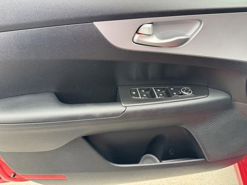 Used 2024 Kia Forte LXS image 13