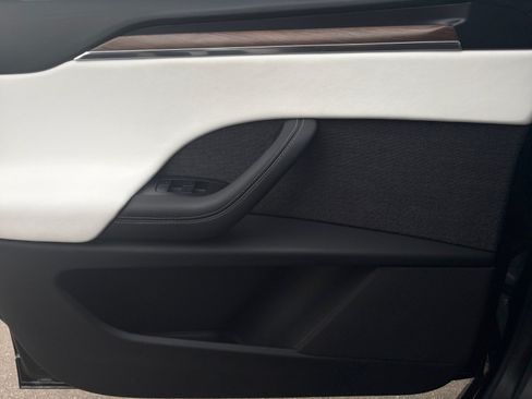 Used 2022 Tesla Model X AWD/4WD image 13