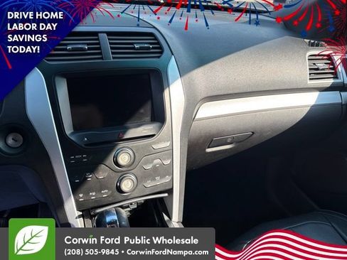 Used 2013 Ford Explorer XLT AWD/4WD image 21