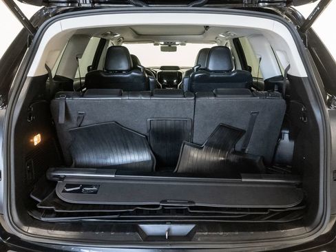 Used 2022 Subaru Ascent Touring AWD/4WD image 37