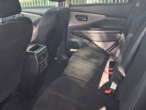 Used 2019 Nissan Murano SV w/ Cargo Package FWD image 8