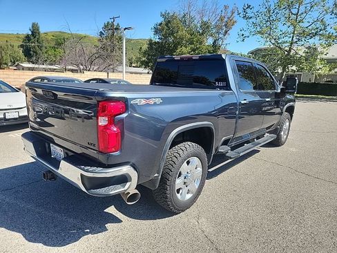 Used 2020 Chevrolet Silverado 2500 LTZ w/ LTZ Premium Package image 5