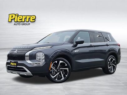 Used 2024 Mitsubishi Outlander SE