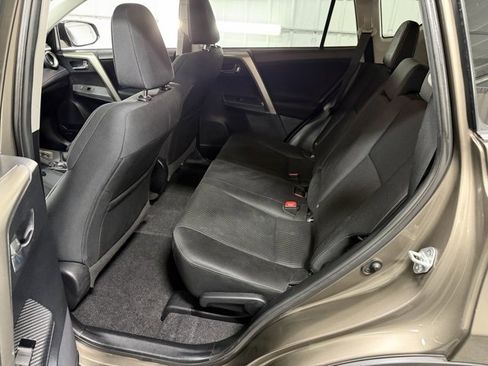 Used 2015 Toyota RAV4 XLE image 11