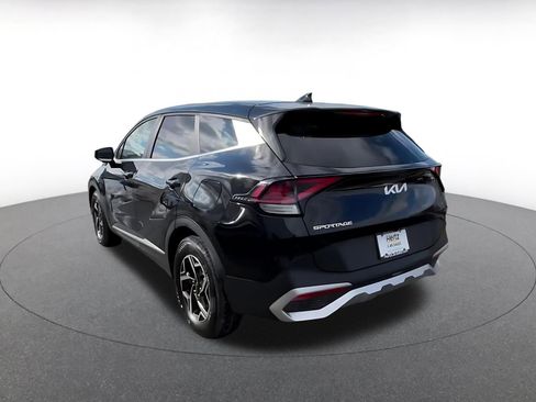 Used 2025 Kia Sportage LX image 10