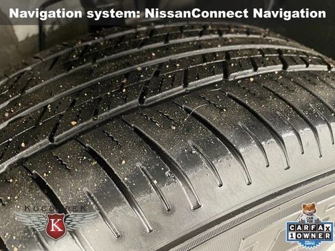 Used 2023 Nissan Pathfinder SL w/ Lighting Package (N92) AWD/4WD image 9