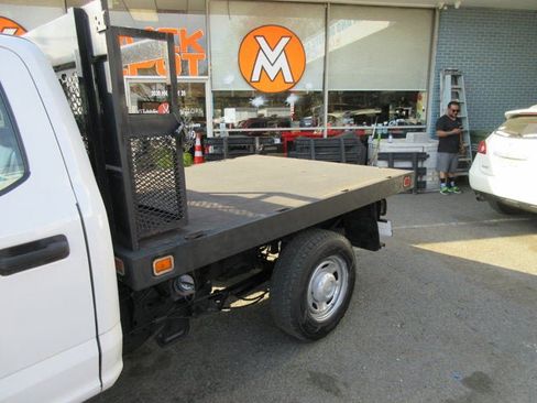 Used 2019 Ford F250 XL RWD image 16