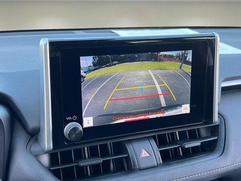 Certified 2024 Toyota RAV4 XLE AWD/4WD image 25